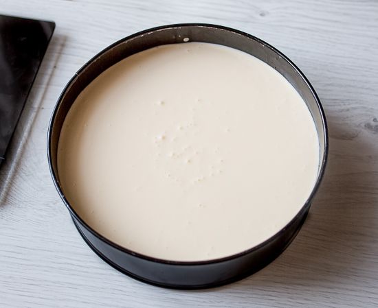 Pour in the filling