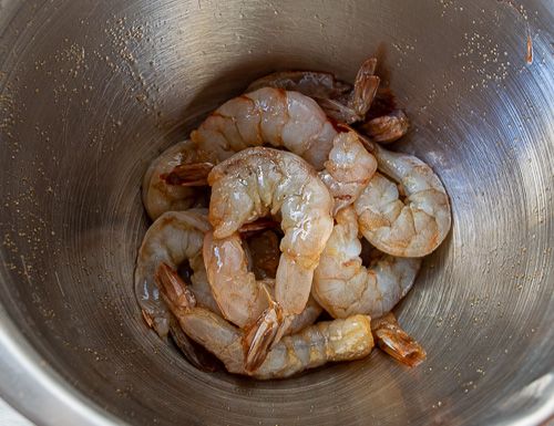 Marinate the shrimp