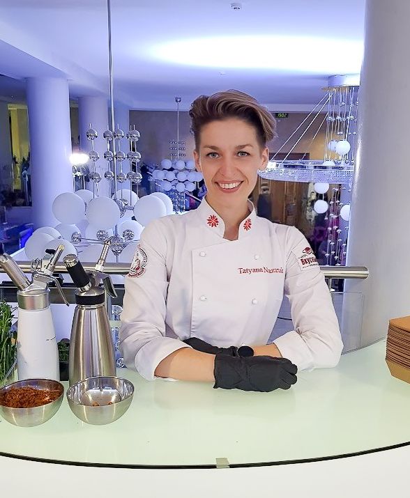 Tatyana Nazaruk leads a cooking class
