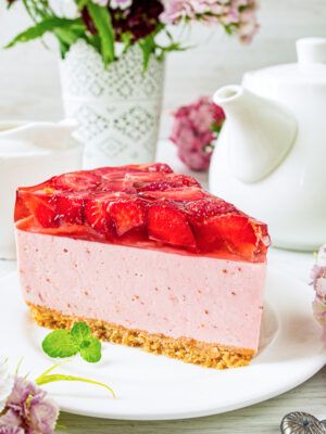 No-Bake Strawberry Cheesecake