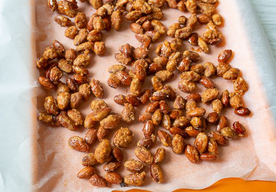 Candied almonds