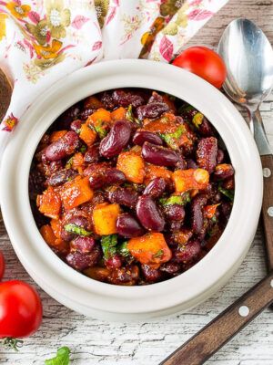 Red Beans with Apples and Smoked Paprika
