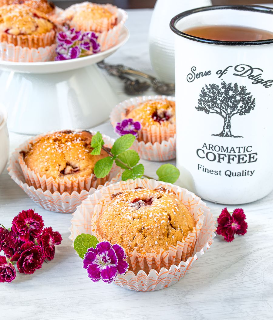 Strawberry & White Chocolate Muffins