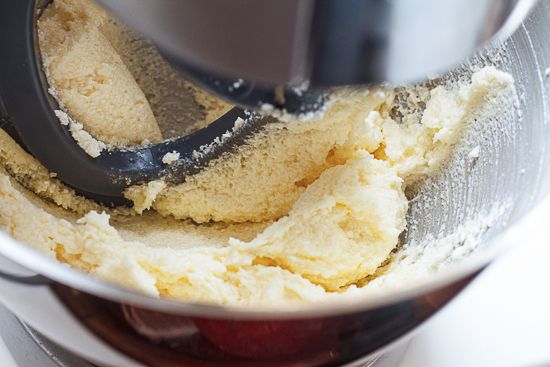 Butter with ricotta and sugar