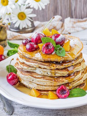 Easy Oatmeal Pancakes