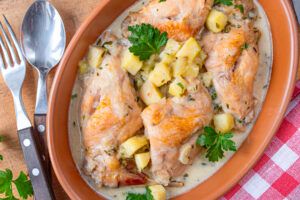 Braised Rabbit in Wine Sauce with Apples