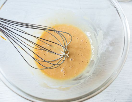 Making mayonnaise