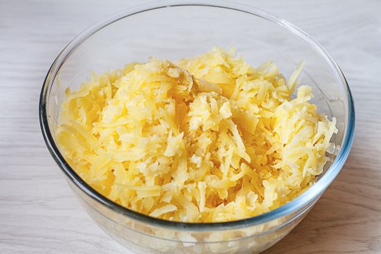 Grate the potatoes