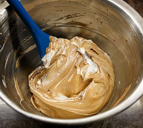 Combine the whipped cream with the cream cheese mixture