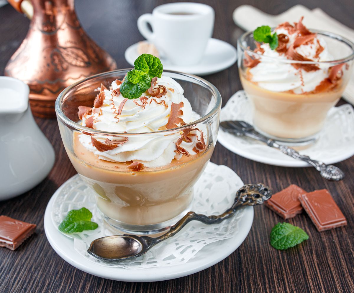 3-Ingredient Velvety Caramel Panna Cotta