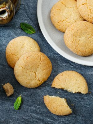 Chewy Lemon Cookies
