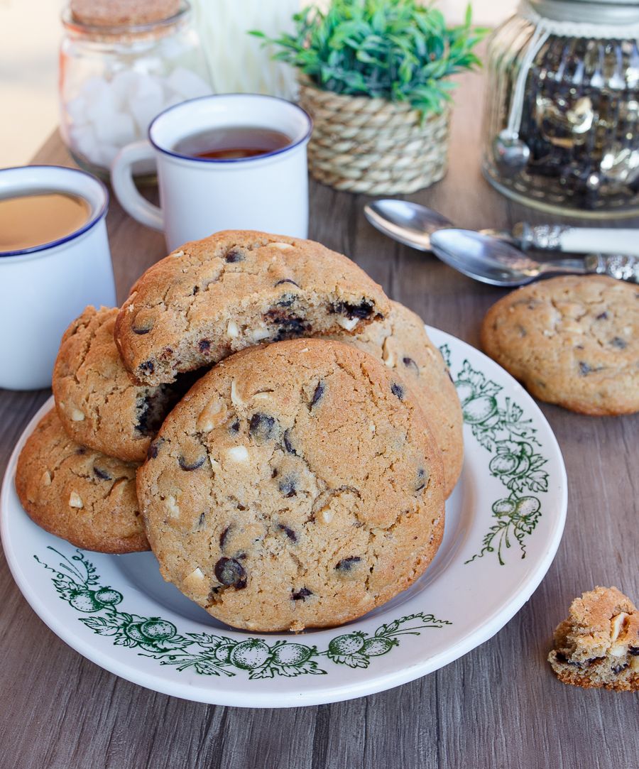 Double Peanut and Chocolate Chunk Cookies