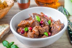Hearty Beef Stew with Cranberries