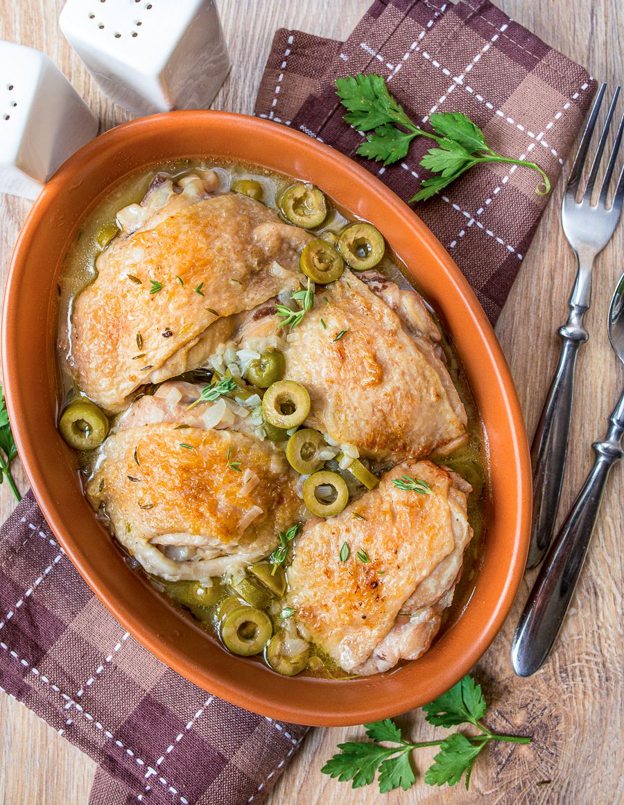 Braised Chicken with Olives and Thyme
