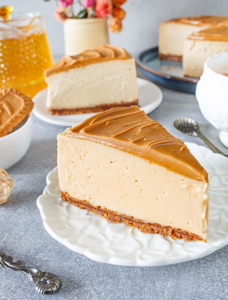 Baked Lotus Biscoff Cheesecake