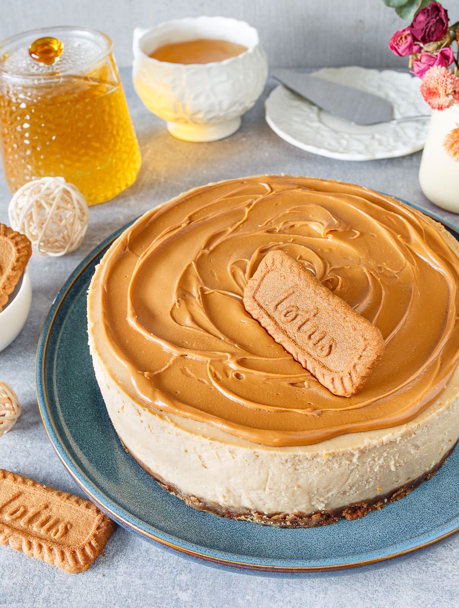 Baked Lotus Biscoff Cheesecake