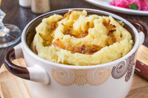 Cheesy Mashed Potatoes with Caramelized Onion