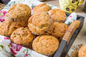 Fluffy Egg White Nut Muffins