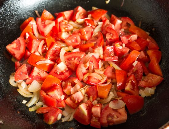 Sauté the tomatoes