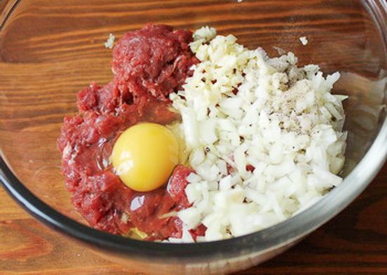 Make the meat mixture