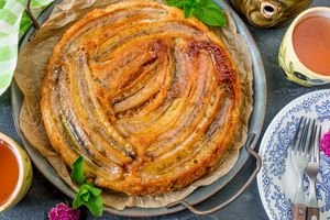 Caramel Banana Upside Down Cake