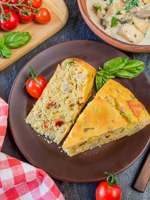 Cornbread with Smoked Chicken