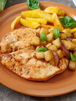 Chicken with Apples and Onions