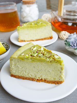 Pistachio Cheesecake